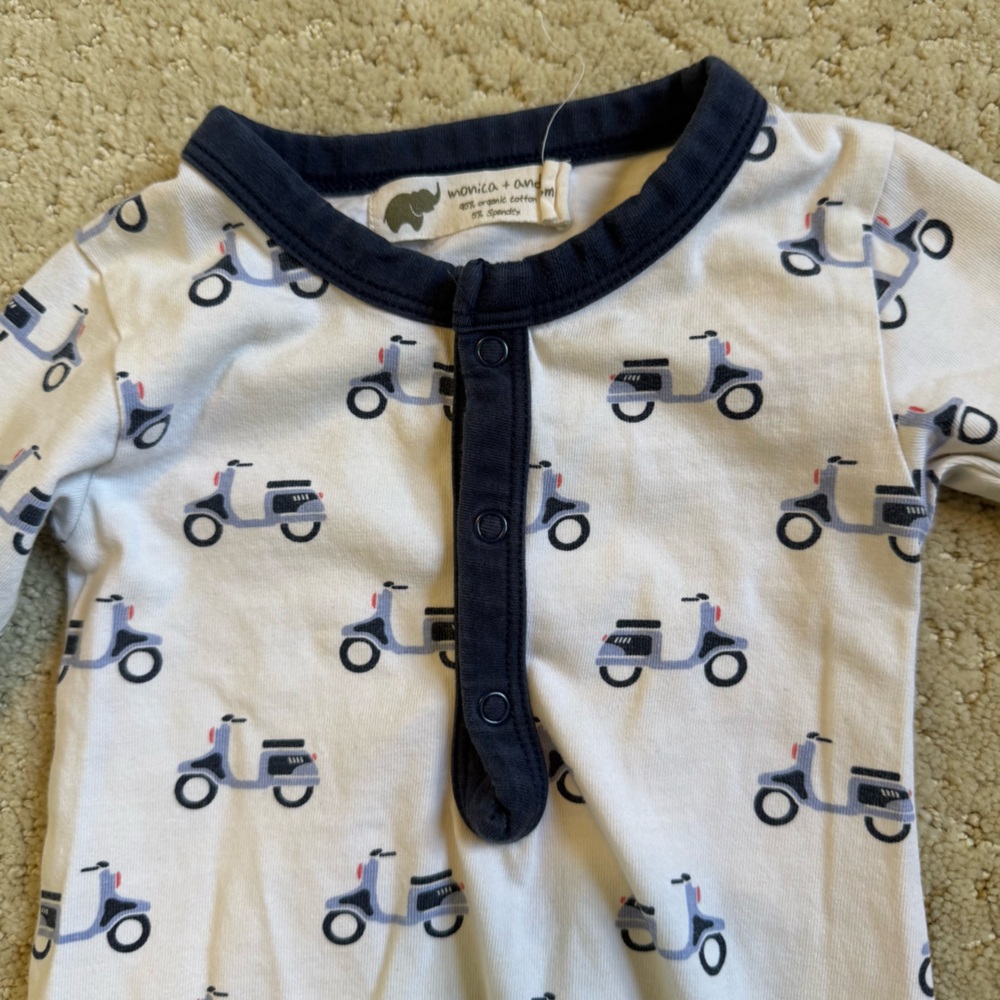 Monica + Andy Pajamas Sleep Gown with Bicycle Print Organic Cotton Hand Cuffs - Picture 2 of 5
